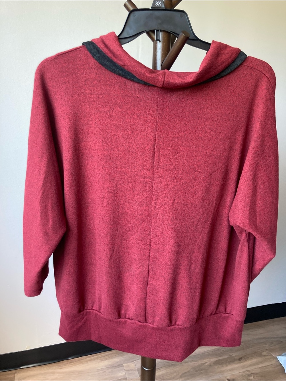 NY Collection a red and gray Heathered top 1X - Picture 17 of 17
